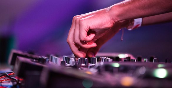 comment selectionner meilleur dj pour soiree lounge